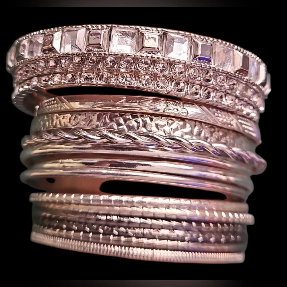 Bracelet Bangles Silver Tone Set Of 15pc. NEW!